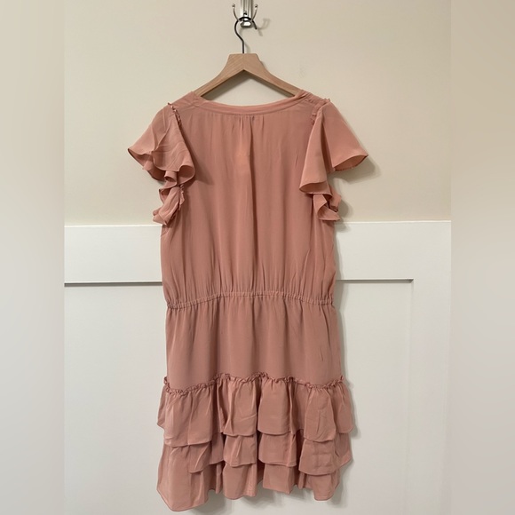 Banana Republic Blush Ruffle Tiered Relaxed Fit Silk Dress Size XL - Picture 6 of 8